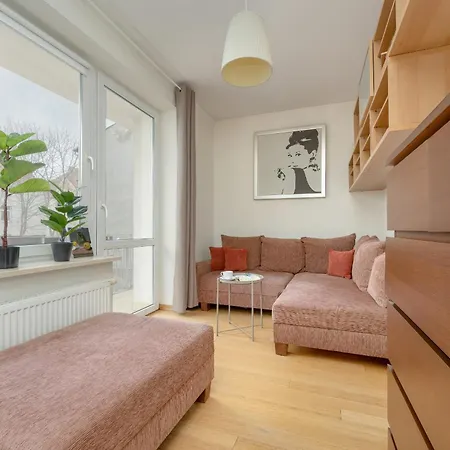 Heart Of Spacious By Renters شقة *