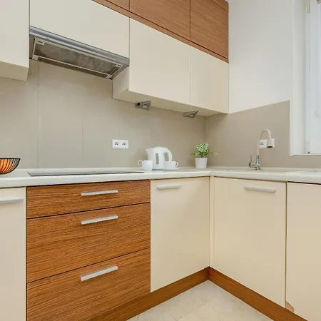 شقة Heart Of Spacious By Renters