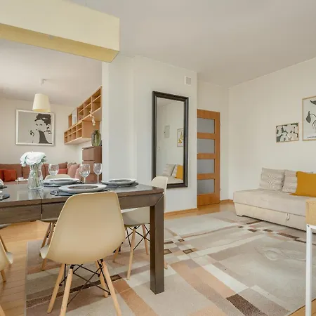 Apartment Heart Of Spacious By Renters Sopot