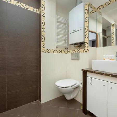 Apartment Heart Of Spacious By Renters Sopot