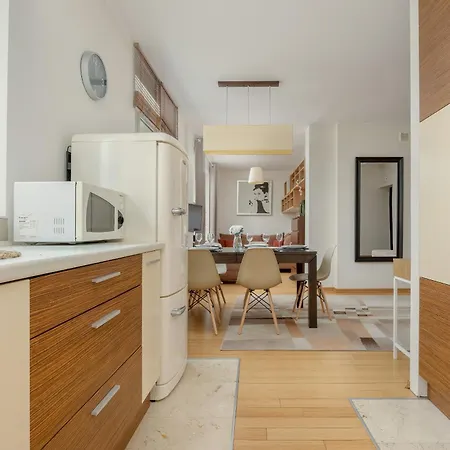 Heart Of Spacious By Renters * سوبوت